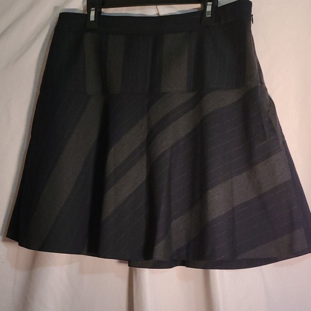 Banana Republic Gray Pin Stripe Short Skirt 6